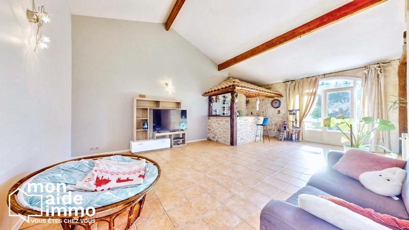Maison - 249 m² - 7 pièces