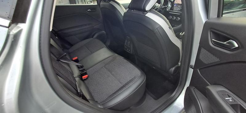 Renault Captur E-Tech full hybrid 145 Techno