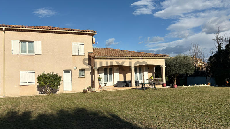 Villa - 115 m² - 6 pièces