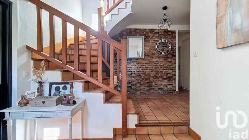 Maison - 210 m² - 7 pièces