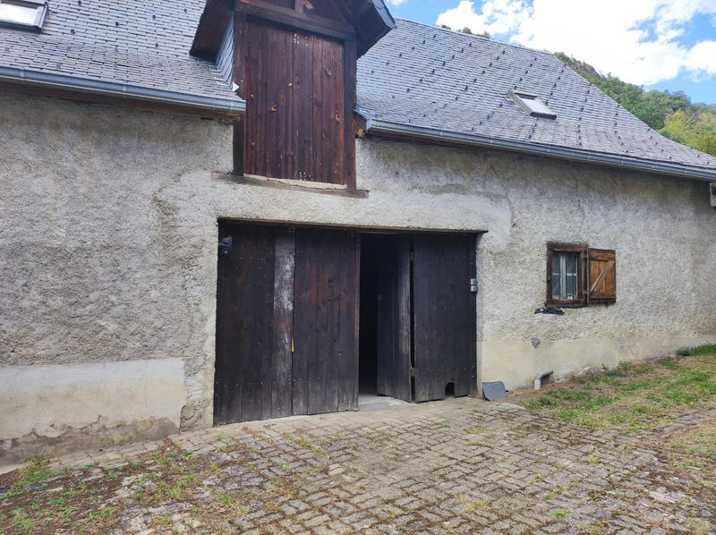 Maison - 206 m² - 7 pièces