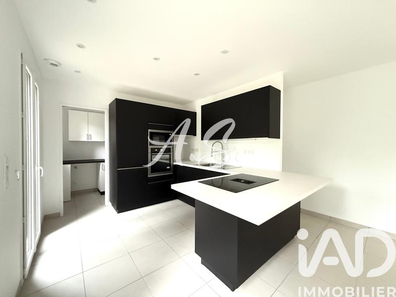 Maison - 146 m² - 6 pièces