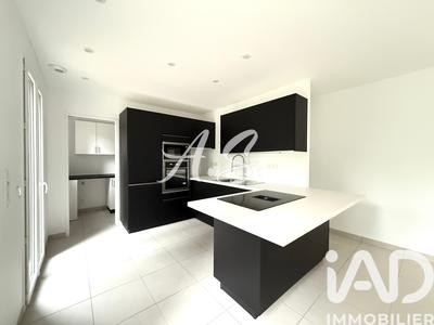 Maison - 146 m² - 6 pièces