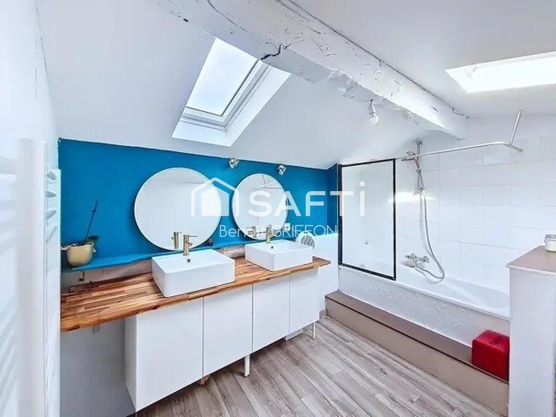 Maison - 134 m² - 5 pièces