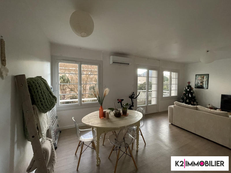 Appartement - 75 m² - 3 pièces