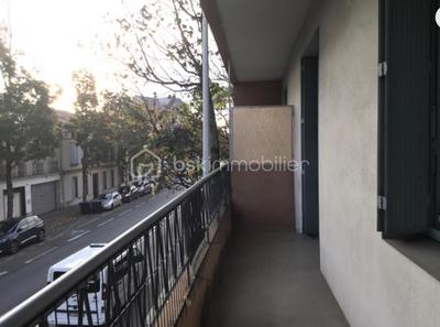 Appartement - 64 m² - 3 pièces