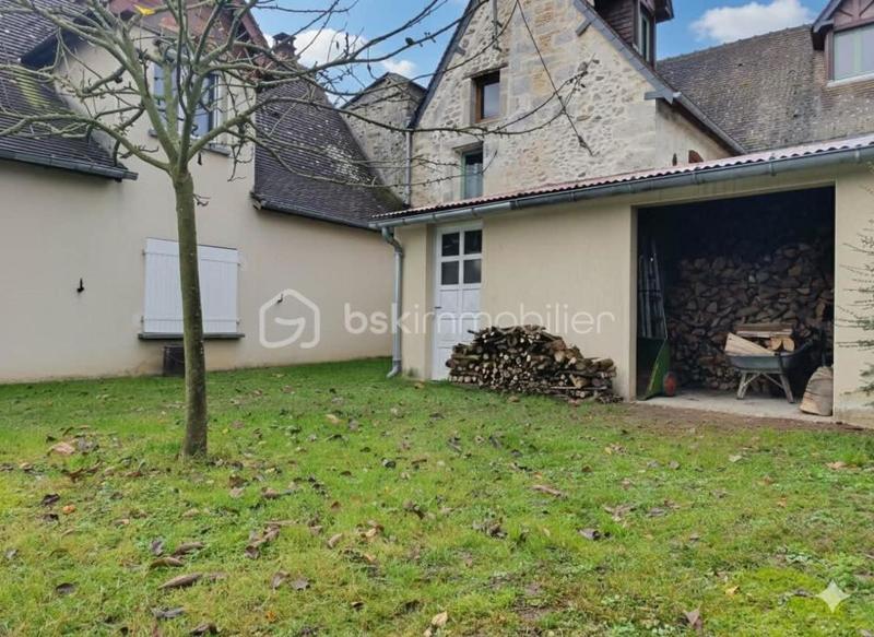 Maison - 102 m² - 4 pièces