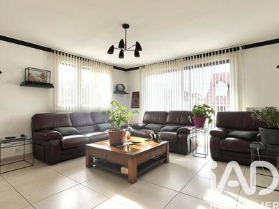 Maison - 190 m² - 6 pièces