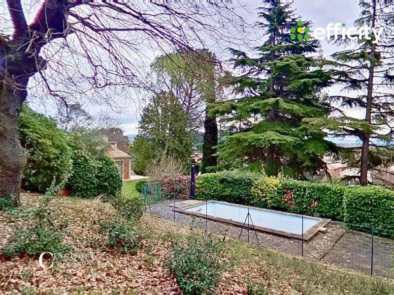 Maison - 129 m² - 4 pièces