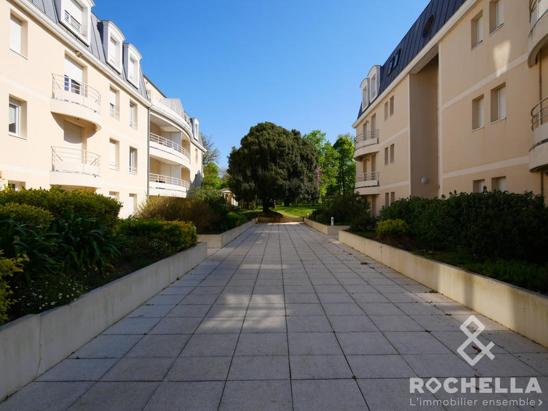 Appartement - 88 m² - 5 pièces