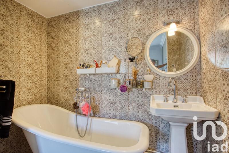 Appartement - 175 m² - 6 pièces