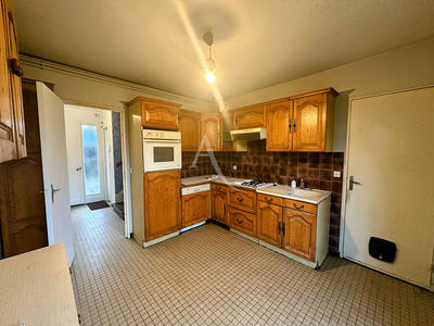 Maison - 82 m² - 4 pièces