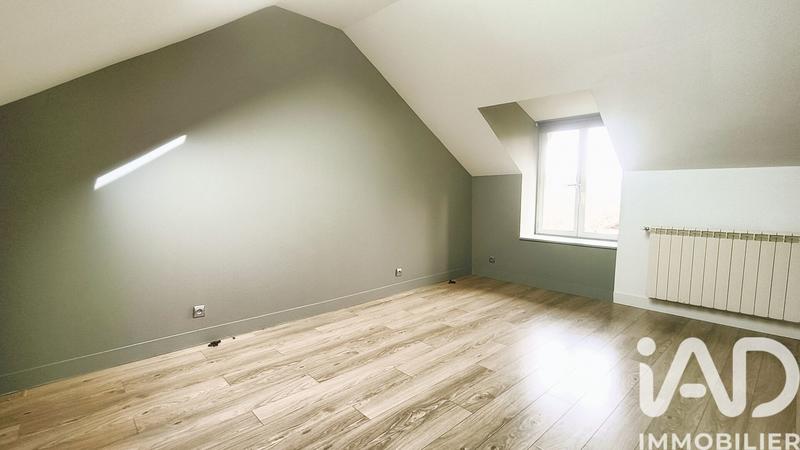 Maison - 180 m² - 11 pièces