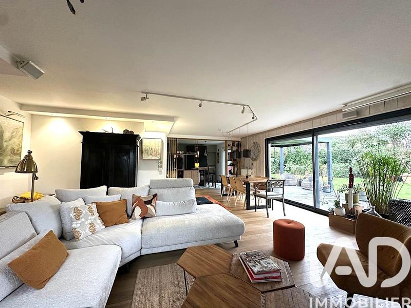 Maison - 152 m² - 5 pièces