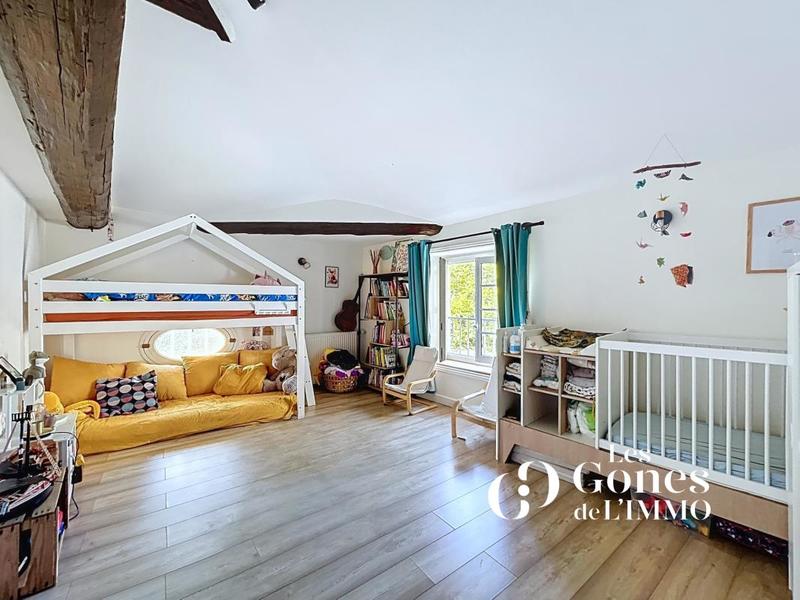 Appartement - 90 m² - 3 pièces