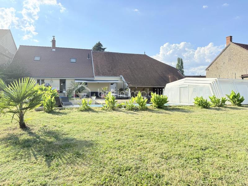 Maison - 160 m² - 7 pièces
