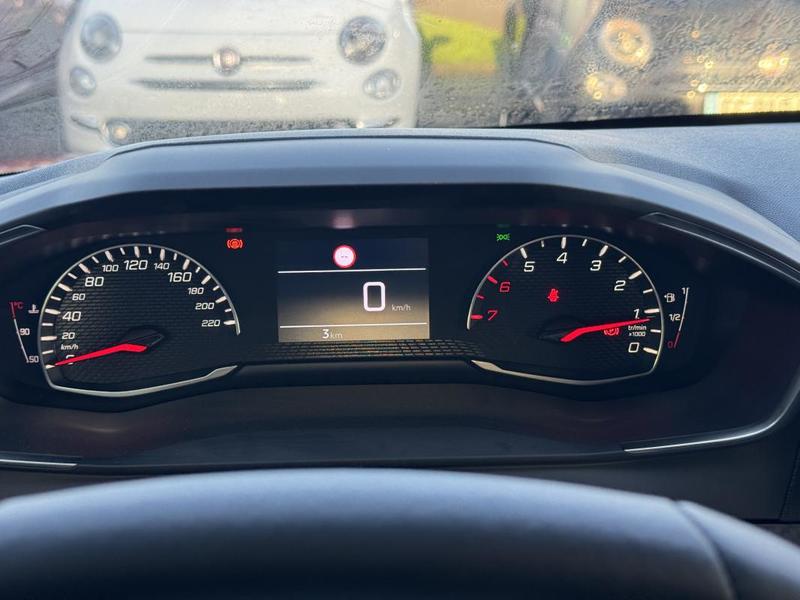 Peugeot 208 PureTech 75 s&amp;S Bvm5 Active