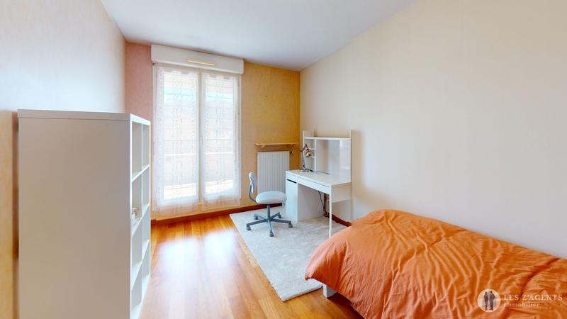 Appartement - 91 m² - 4 pièces