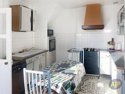 Maison - 97 m² - 4 pièces