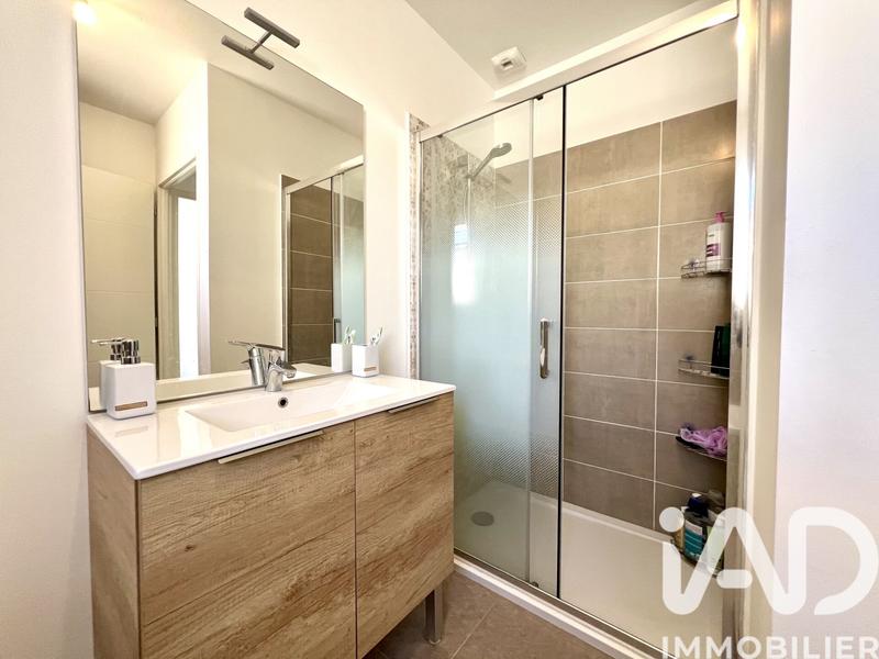 Maison - 96 m² - 5 pièces