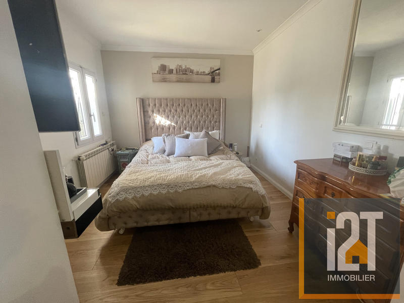 Villa - 142 m² - 6 pièces