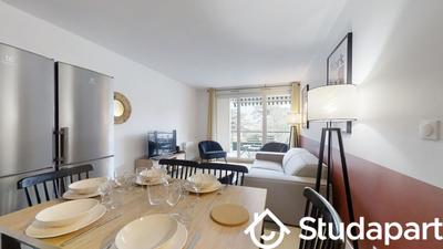 Chambre - 11 m² - 1 pièce