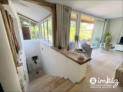 Maison - 200 m² - 8 pièces