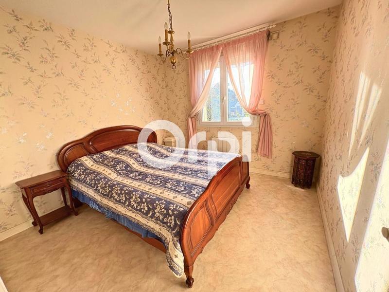 Maison - 159 m² - 7 pièces