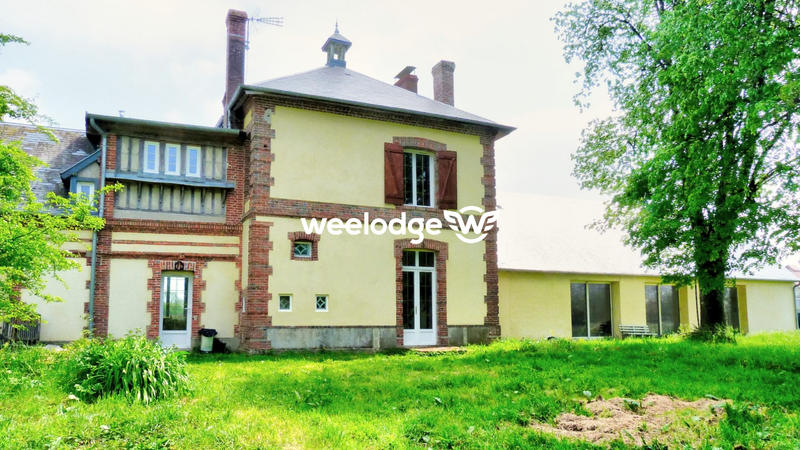 Maison - 400 m² - 14 pièces