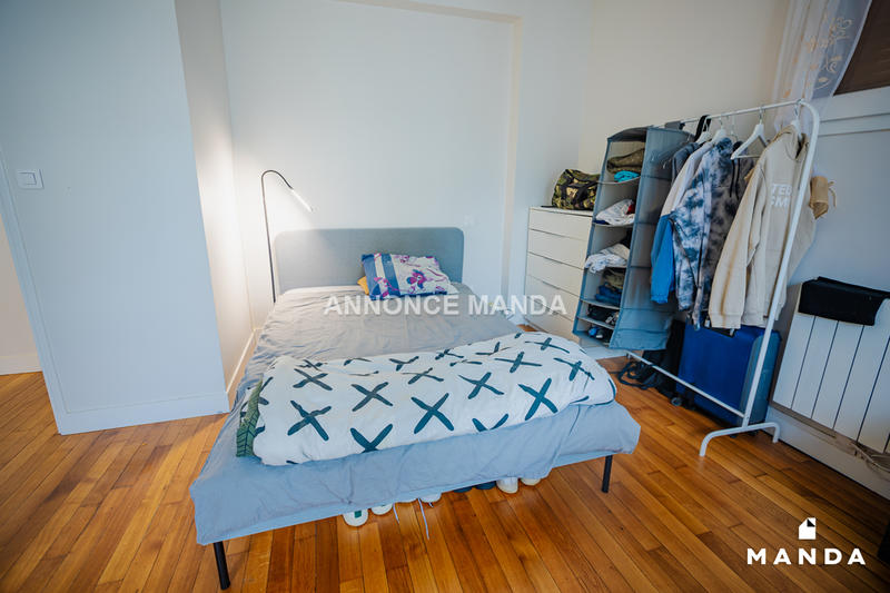 Chambre - 15 m² - 5 pièces