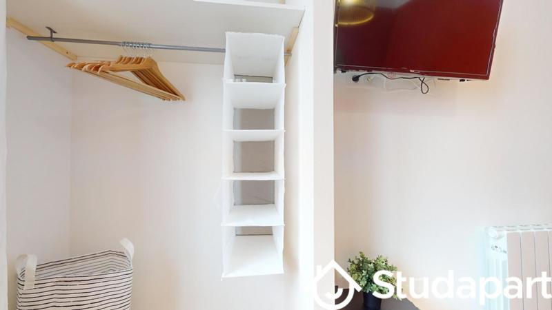 Chambre - 10 m² - 1 pièce