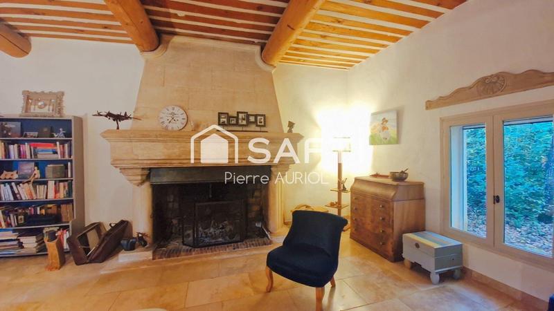 Maison - 200 m² - 6 pièces