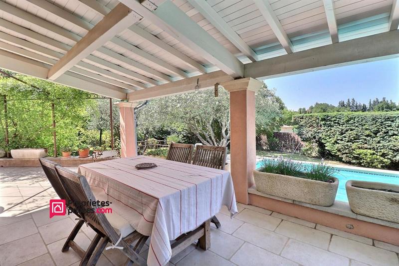 Villa - 160 m² - 6 pièces