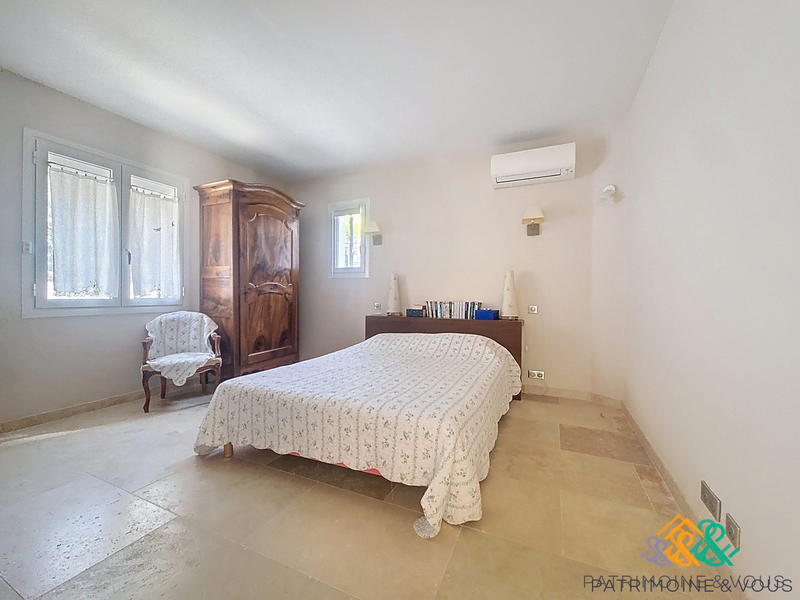 Maison - 187 m² - 5 pièces