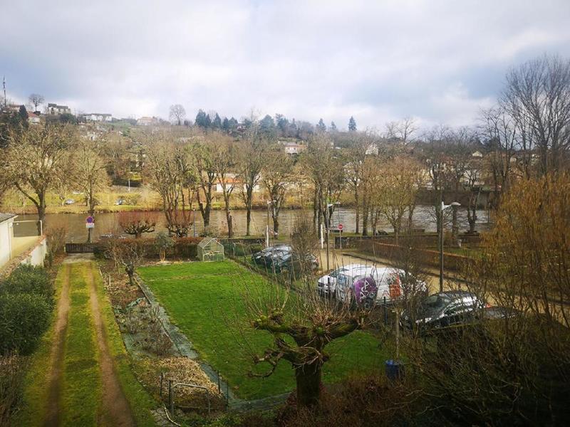 Maison - 172 m² - 10 pièces