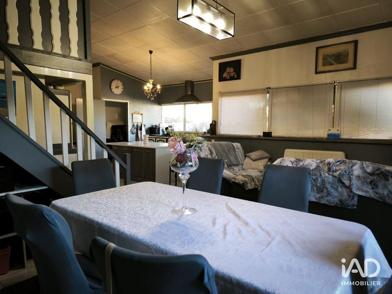 Local commercial - 215 m²