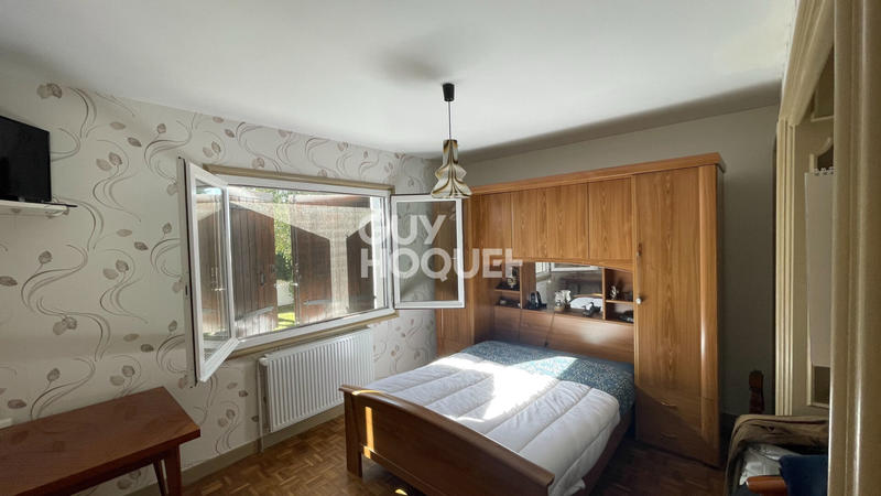 Maison - 170 m² - 9 pièces