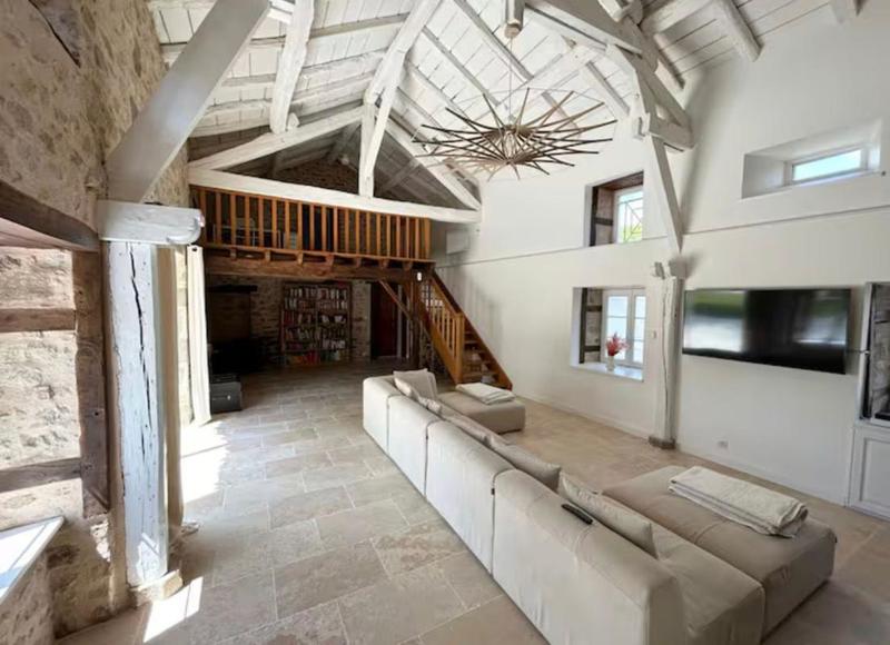 Demeure - 191 m² - 5 pièces