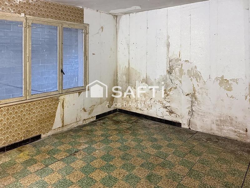 Local commercial - 161 m² - 5 pièces