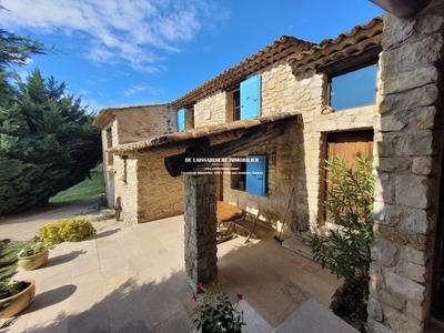 Villa - 260 m² - 9 pièces