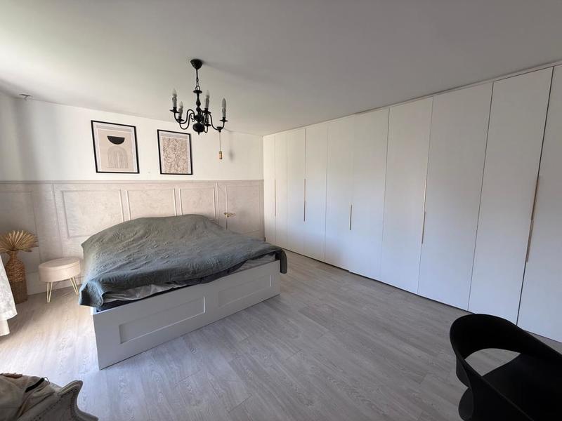 Maison - 180 m² - 5 pièces