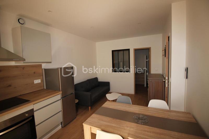 Studio - 24 m² - 1 pièce