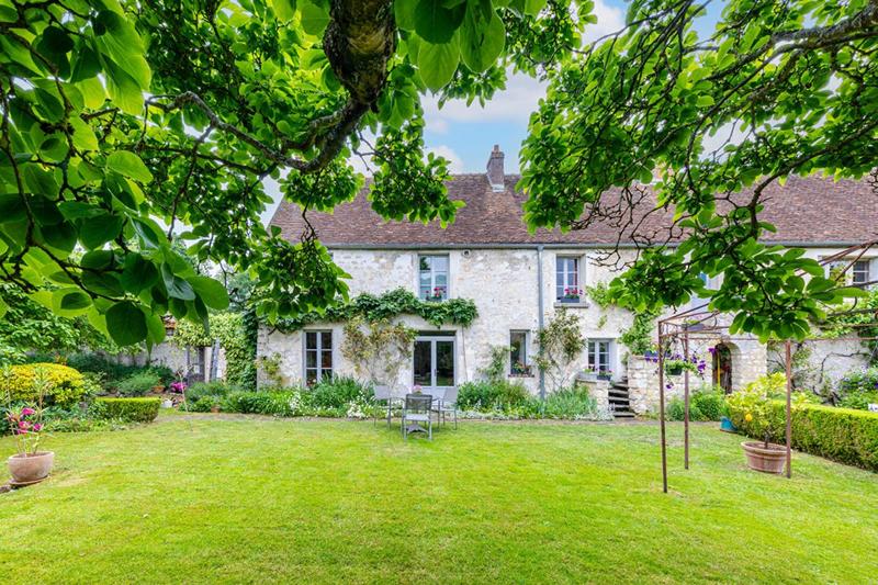 Maison - 217 m² - 7 pièces