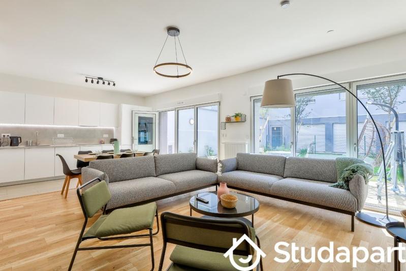 Chambre - 9 m² - 1 pièce