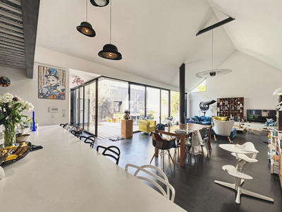 Maison - 258 m² - 8 pièces