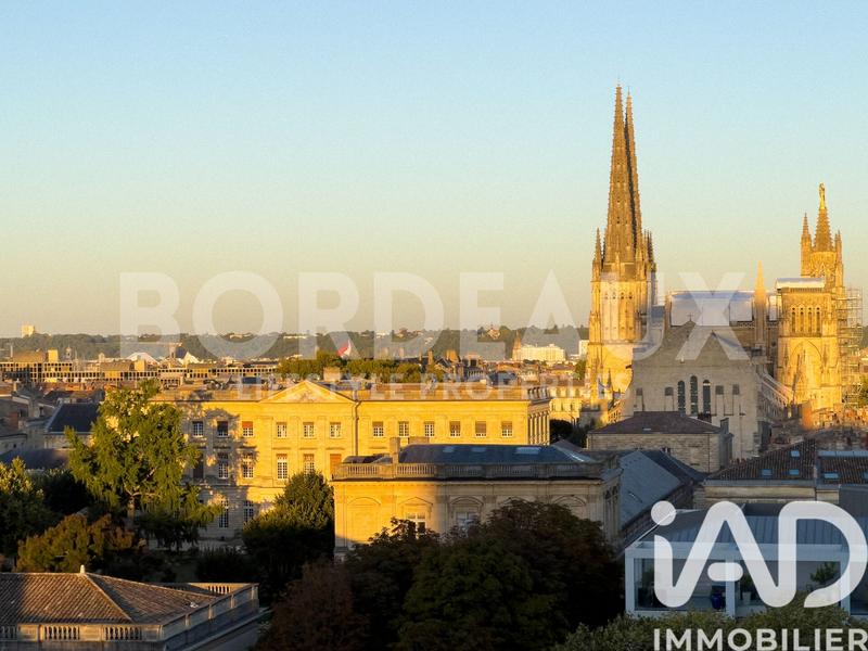 Appartement - 92 m² - 4 pièces