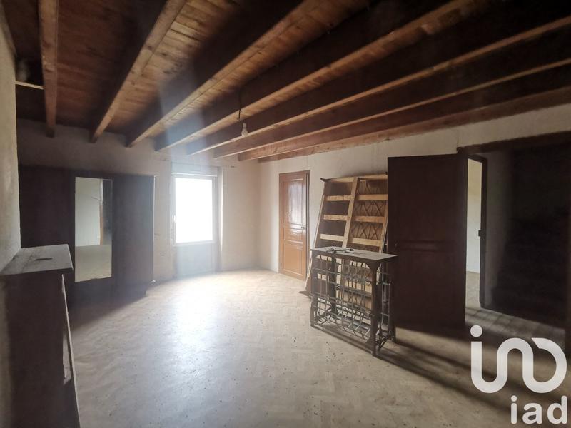 Maison - 219 m² - 9 pièces