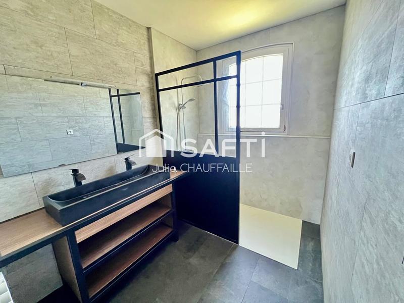 Maison - 121 m² - 6 pièces