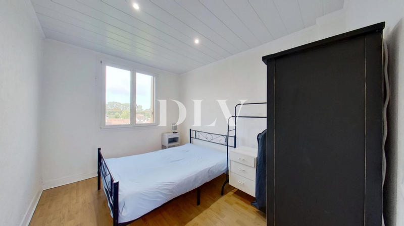 Appartement - 69 m² - 5 pièces