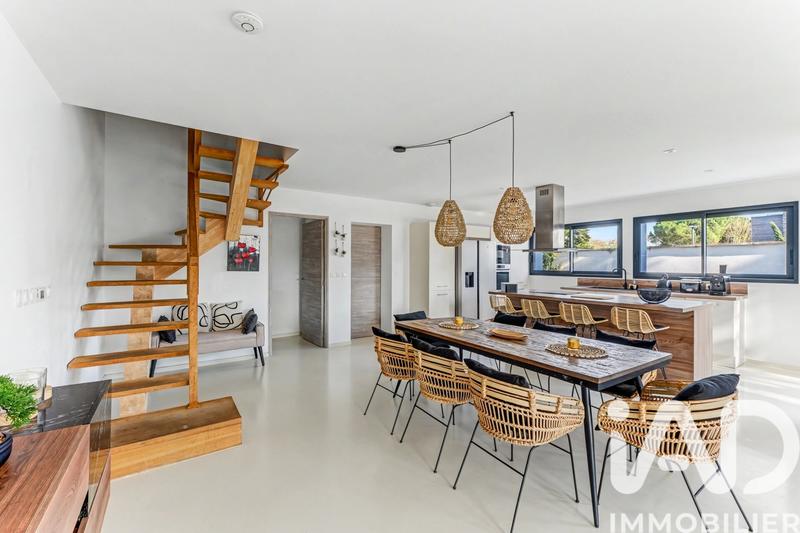 Maison - 132 m² - 5 pièces